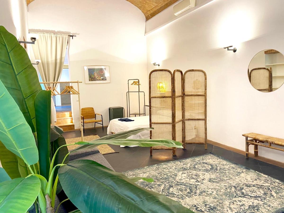The Jungle Apartment Парма Экстерьер фото