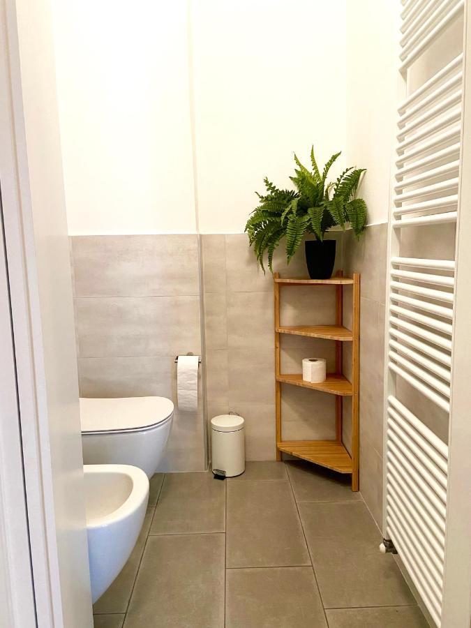The Jungle Apartment Парма Экстерьер фото