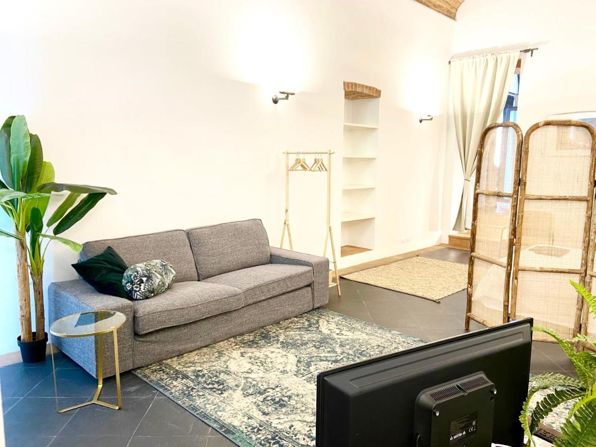 The Jungle Apartment Парма Экстерьер фото